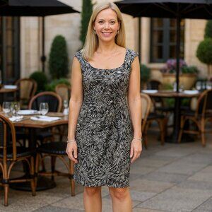 Suite 7 Black & White Floral Wrap Dress Size 12